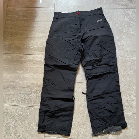 686 Men’s black snow pants! Like new, barely worn. Size M. - Picture 4 of 5